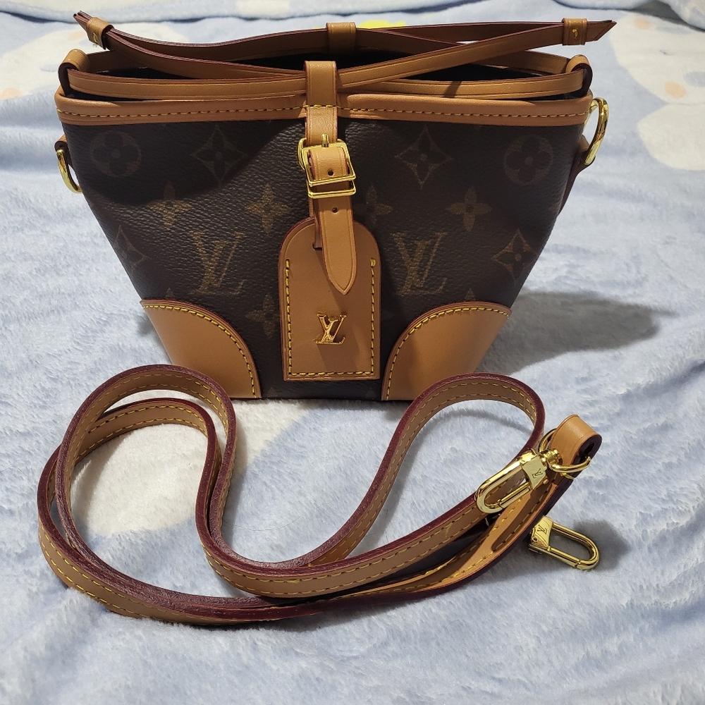 Premium Leather Mini Crossbody Purse